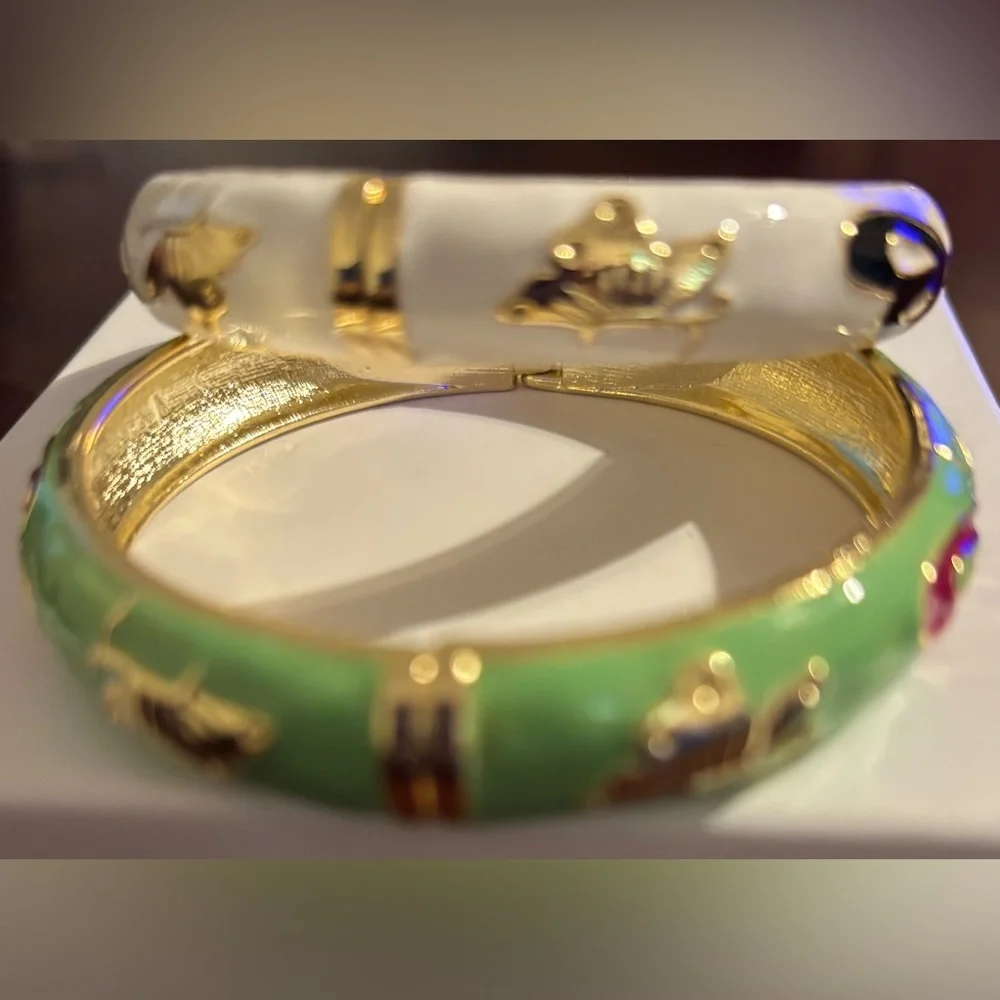 Elegant Butterfly Bangle Set - Green and White